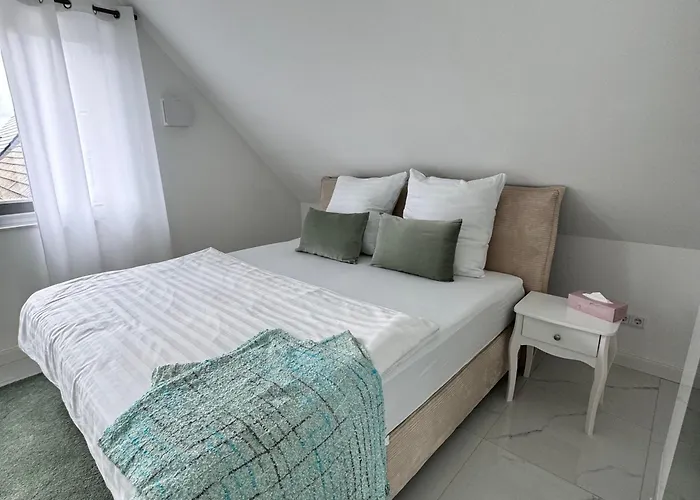 דירה Relaxdays-apartments 3 Garten Und Pool-mitbenutzung, Kostenloser Parkplatz, Kontaktloser Checkin, Wifi Mit Smarttv Gütersloh